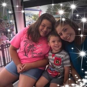 Meet your Posher, Pamela